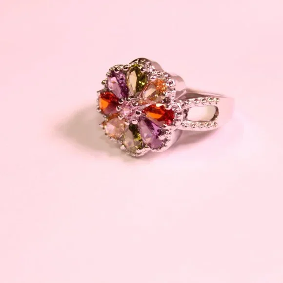 FLOWER RING - Picture 3 of 6